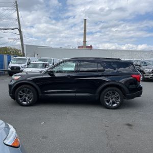 FORD EXPLORER XLT - 3