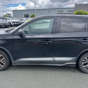 MITSUBISHI OUTLANDER ES - 4