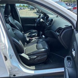 صورة مصغرة 33 لـ 2020 JEEP CHEROKEE ALTITUDE