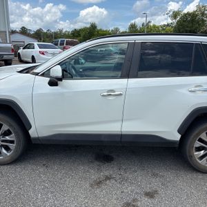 صورة 4 لـ 2021 Toyota RAV4 LIMITED