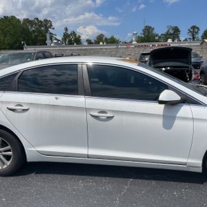 HYUNDAI SONATA SE - 9