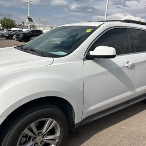 CHEVROLET EQUINOX LT - 2