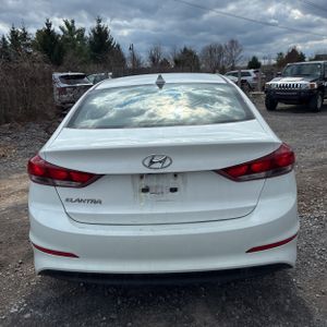 HYUNDAI ELANTRA VALUE EDITION - 7