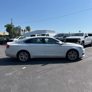 CHEVROLET IMPALA LT - 10