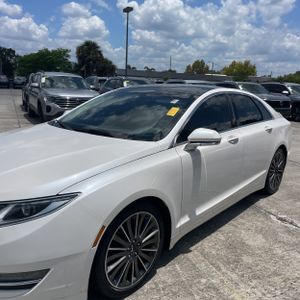 2016 Lincoln MKZ BASE — фото 2
