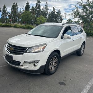 CHEVROLET TRAVERSE LT - 1