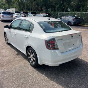 2012 Nissan SENTRA 2.0 SR 照片 5