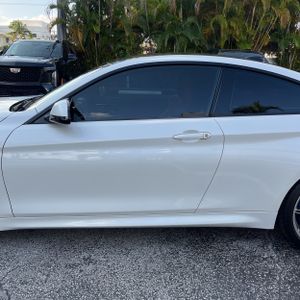 صورة 4 لـ 2020 BMW M4 BASE