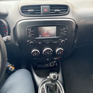 2015 KIA SOUL + 缩略图 36