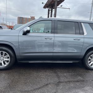 CHEVROLET SUBURBAN PREMIER - 4