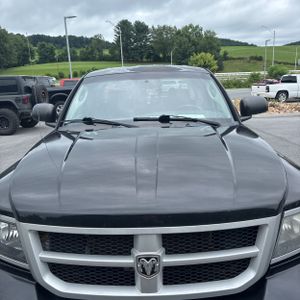 2010 Dodge DAKOTA BIGHORN/LONESTAR — миниатюра 15