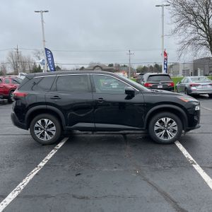 NISSAN ROGUE SV - 10