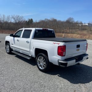 CHEVROLET SILVERADO 1500 HIGH COUNTRY - 5