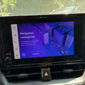 2024 Toyota COROLLA LE thumbnail 38