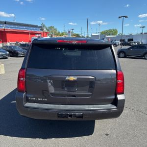 CHEVROLET SUBURBAN - 7