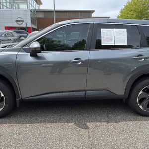 NISSAN ROGUE SV - 4
