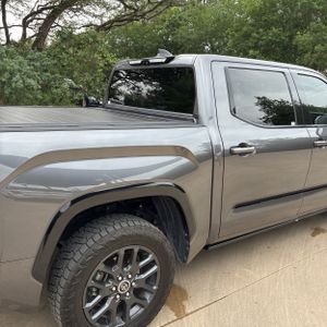 TOYOTA TUNDRA - 9