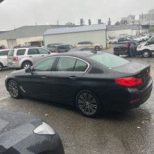 BMW 530I XDRIVE - 3