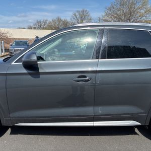 AUDI Q5 2.0T TECH PREMIUM - 4