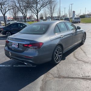 MERCEDES-BENZ E-CLASS - 8