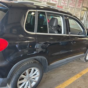 VOLKSWAGEN TIGUAN 2.0T WOLFSBURG EDITION - 9