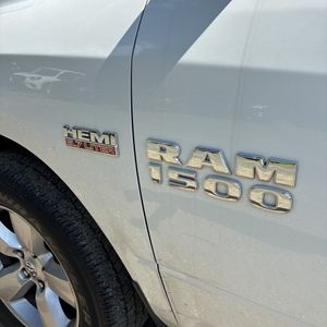 2014 RAM 1500 EXPRESS 缩略图 23