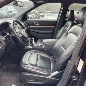 2019 FORD EXPLORER XLT thumbnail 32