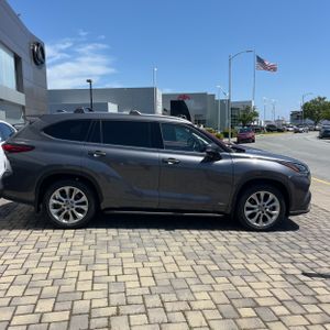 TOYOTA HIGHLANDER - 10