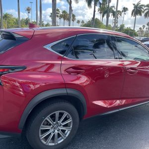 Lexus NX 300 Base - 9