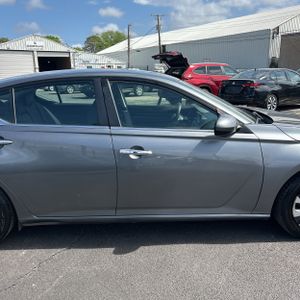 NISSAN ALTIMA 2.5 S - 9