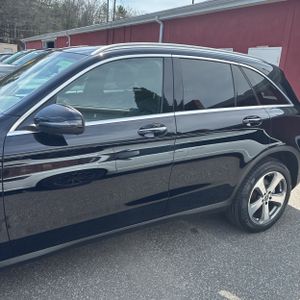 MERCEDES-BENZ GLC - 4