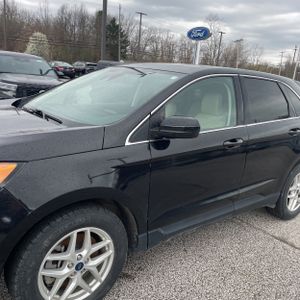 FORD EDGE SEL - 2