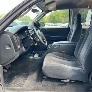 2002 Dodge DAKOTA thumbnail 32