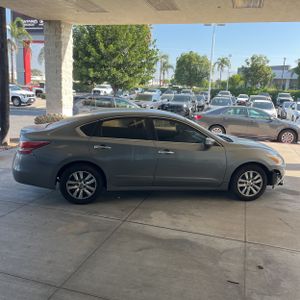 2015 Nissan ALTIMA 2.5 S — фото 10