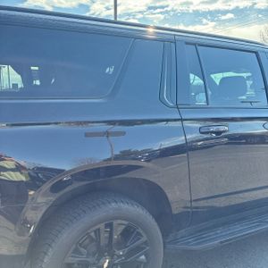 CHEVROLET SUBURBAN RST - 9