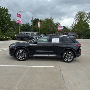 LINCOLN CORSAIR RESERVE - 3