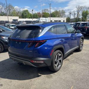 HYUNDAI TUCSON LIMITED - 8