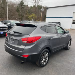 HYUNDAI TUCSON GLS - 7
