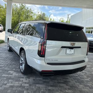 صورة 5 لـ 2025 Cadillac ESCALADE ESV SPORT PLATINUM