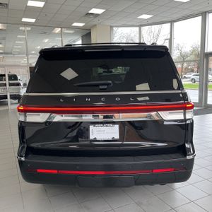 LINCOLN NAVIGATOR RESERVE - 7