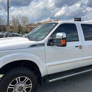 FORD F-350 SUPER DUTY PLATINUM - 2
