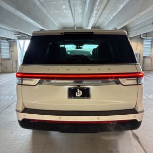 LINCOLN NAVIGATOR RESERVE - 7