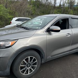 KIA SORENTO LX V6 - 2