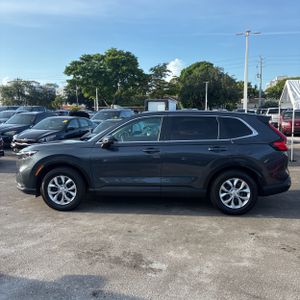 صورة 3 لـ 2025 Honda CR-V LX
