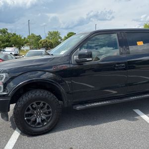 FORD F-150 LARIAT - 2