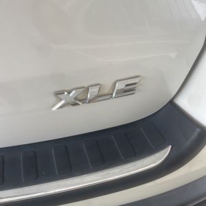 صورة 23 لـ 2016 Toyota HIGHLANDER XLE