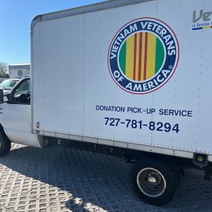 FORD E-350 CUTAWAY - 6