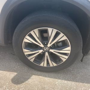 صورة مصغرة 20 لـ 2021 Nissan ROGUE SV