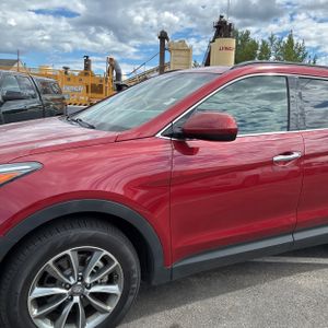 صورة 2 لـ 2017 Hyundai SANTA FE SE