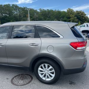 KIA SORENTO LX - 6